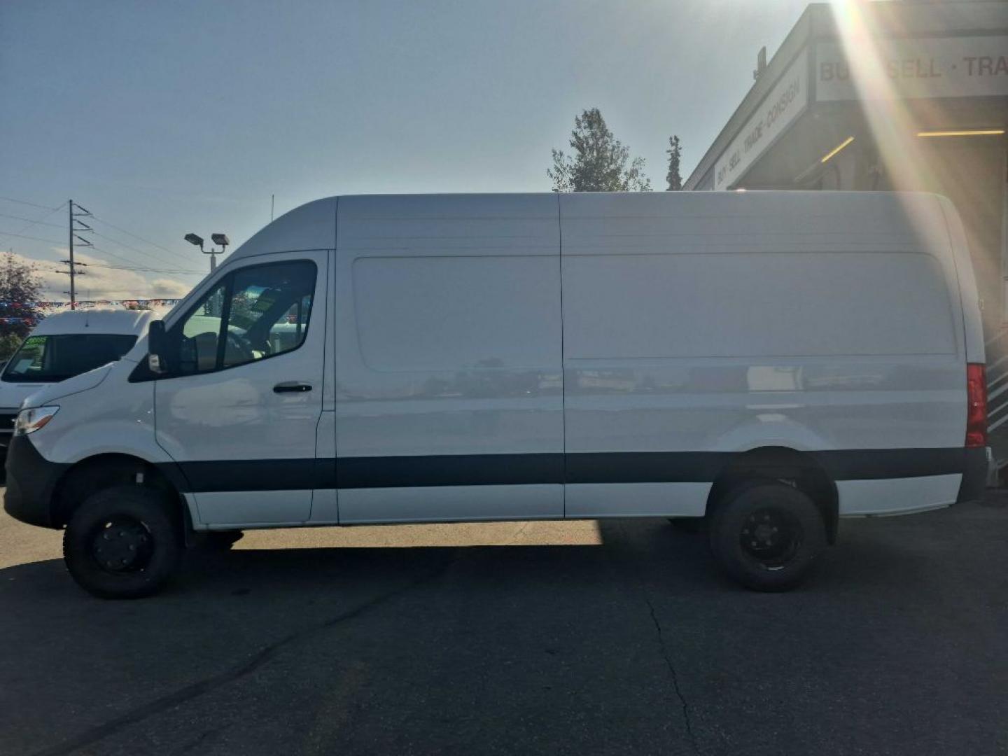 2025 WHITE MERCEDES-BENZ SPRINTER 3500 (W1Y8NC6Y0ST) with an 2.0L engine, Automatic transmission, located at 929 East 8th Ave, Anchorage, AK, 99501, (907) 274-2277, 61.214783, -149.866074- Photo#1