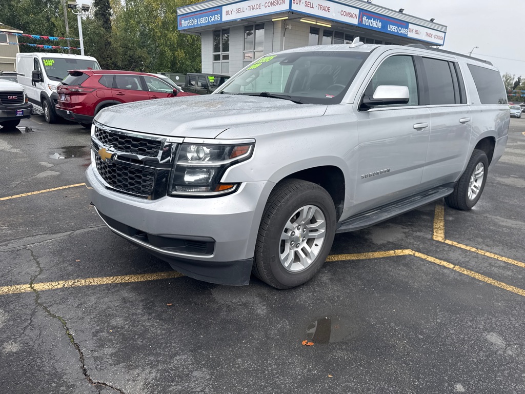 photo of 2019 CHEVROLET SUBURBAN 1500 LT