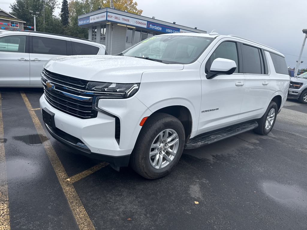 photo of 2022 CHEVROLET SUBURBAN 1500 LT