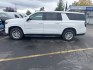 2022 WHITE CHEVROLET SUBURBAN 1500 LT (1GNSKCKD6NR) with an 5.3L engine, Automatic transmission, located at 929 East 8th Ave, Anchorage, AK, 99501, (907) 274-2277, 61.214783, -149.866074- Photo#1