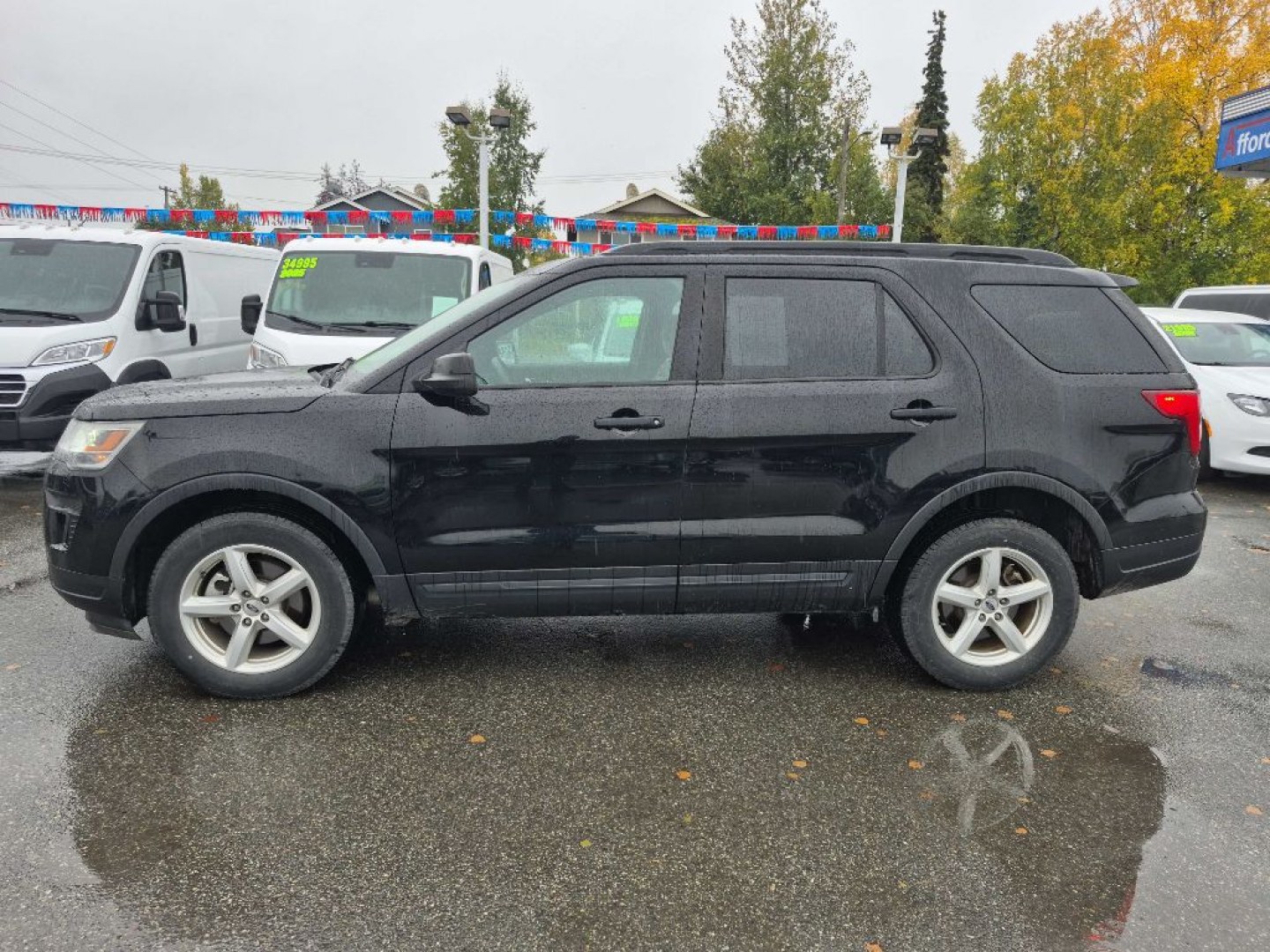 2018 BLACK FORD EXPLORER XLT (1FM5K8B88JG) with an 3.5L engine, Automatic transmission, located at 929 East 8th Ave, Anchorage, AK, 99501, (907) 274-2277, 61.214783, -149.866074- Photo#1