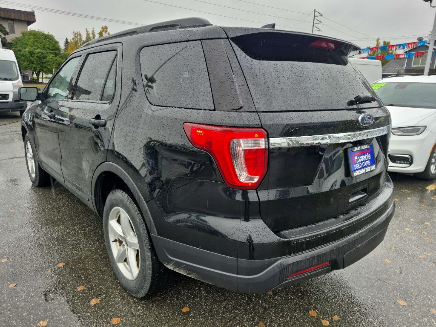 2018 BLACK FORD EXPLORER XLT (1FM5K8B88JG) with an 3.5L engine, Automatic transmission, located at 929 East 8th Ave, Anchorage, AK, 99501, (907) 274-2277, 61.214783, -149.866074- Photo#2