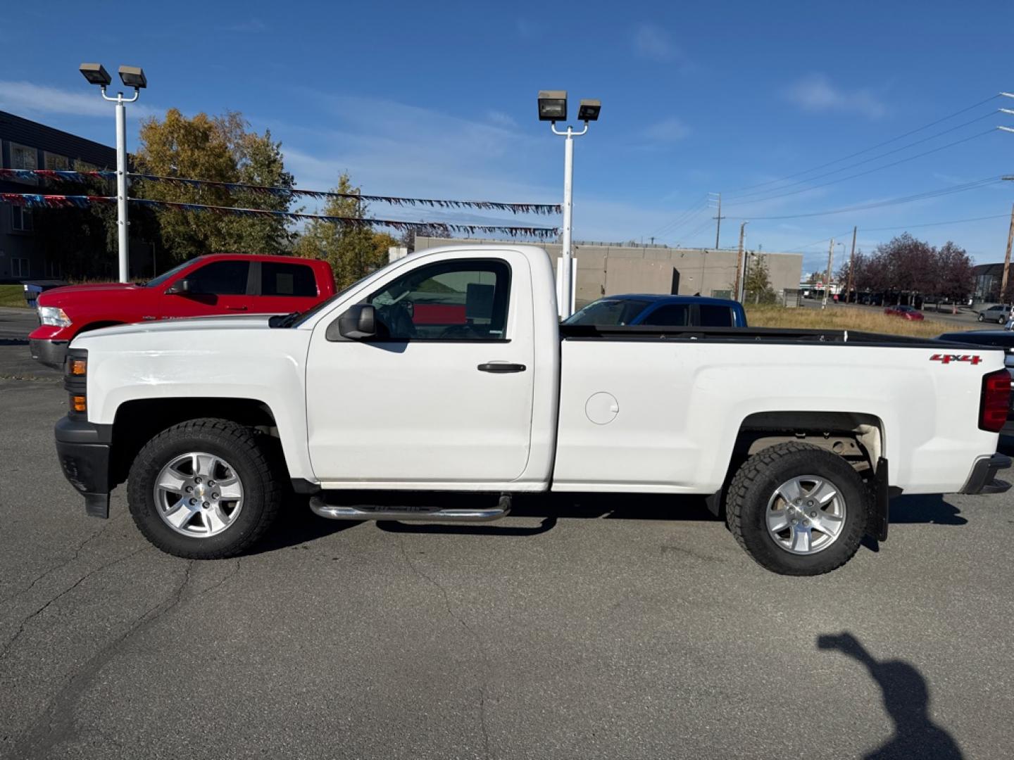 2015 WHITE CHEVROLET SILVERADO 1500 (1GCNKPEH8FZ) with an 4.3L engine, Automatic transmission, located at 929 East 8th Ave, Anchorage, AK, 99501, (907) 274-2277, 61.214783, -149.866074- Photo#1
