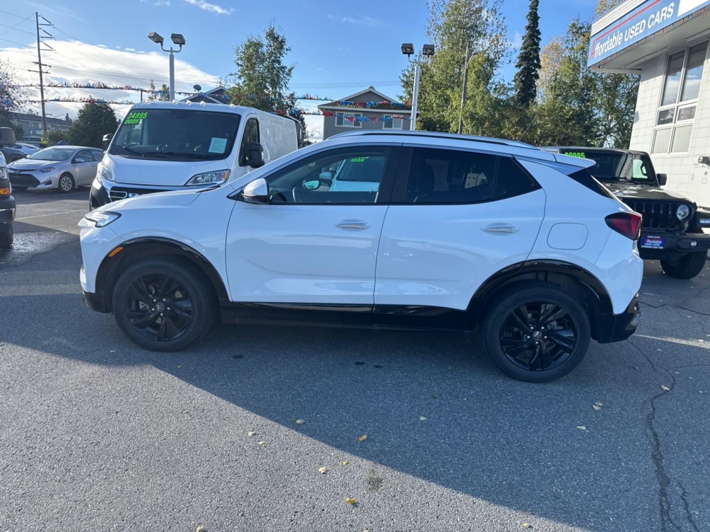 2024 WHITE BUICK ENCORE GX SPORT TOURING (KL4AMESL7RB) with an 1.3L engine, Automatic transmission, located at 929 East 8th Ave, Anchorage, AK, 99501, (907) 274-2277, 61.214783, -149.866074- Photo#1