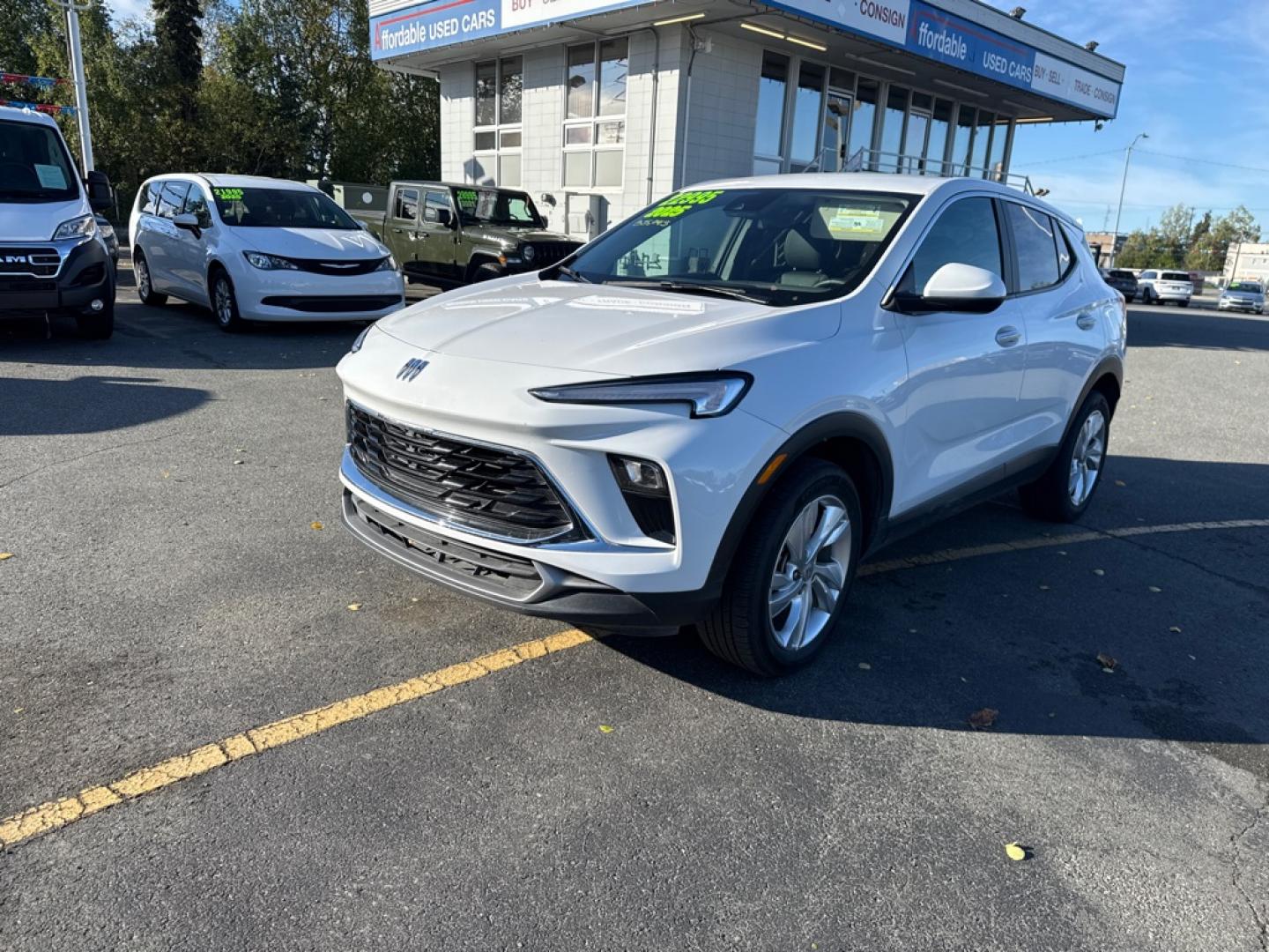 2025 WHITE BUICK ENCORE GX PREFERRED (KL4AMCSL4SB) with an 1.3L engine, Automatic transmission, located at 929 East 8th Ave, Anchorage, AK, 99501, (907) 274-2277, 61.214783, -149.866074- Photo#0