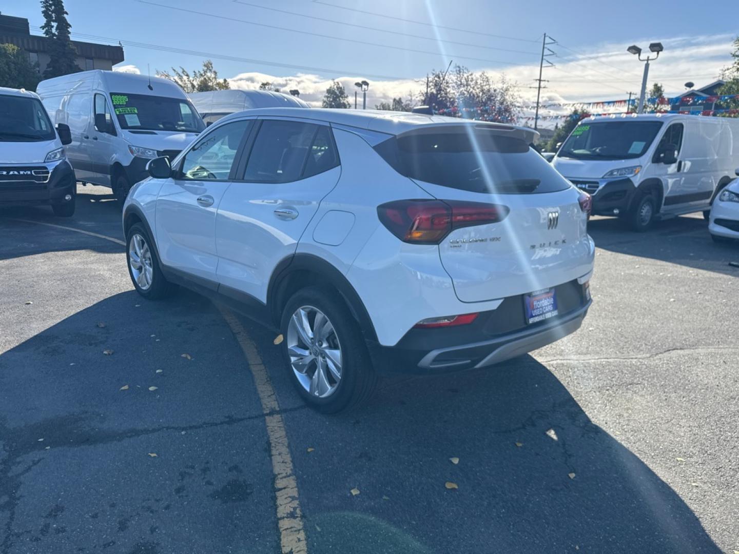 2025 WHITE BUICK ENCORE GX PREFERRED (KL4AMCSL4SB) with an 1.3L engine, Automatic transmission, located at 929 East 8th Ave, Anchorage, AK, 99501, (907) 274-2277, 61.214783, -149.866074- Photo#4