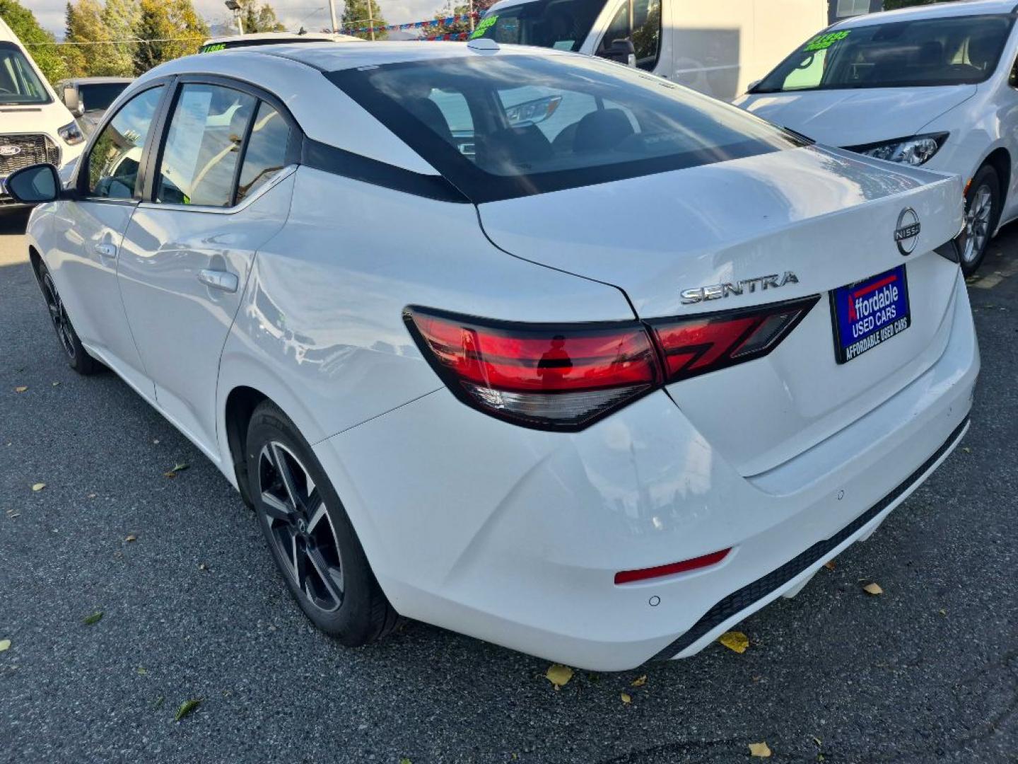 2024 WHITE NISSAN SENTRA SV SV (3N1AB8CV7RY) with an 2.0L engine, Continuously Variable transmission, located at 929 East 8th Ave, Anchorage, AK, 99501, (907) 274-2277, 61.214783, -149.866074- Photo#2