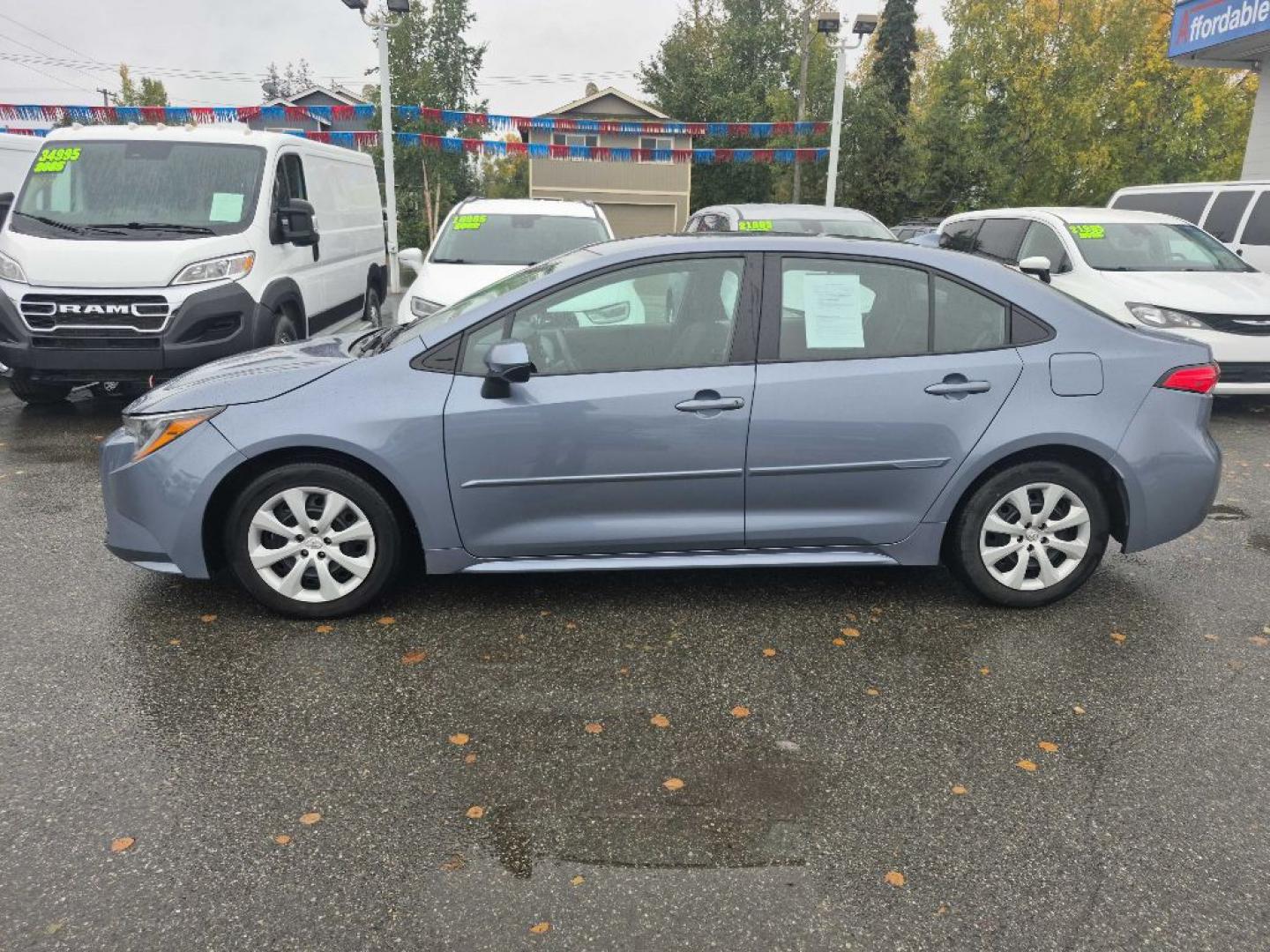 2024 GRAY TOYOTA COROLLA LE LE (5YFB4MDE7RP) with an 2.0L engine, Continuously Variable transmission, located at 929 East 8th Ave, Anchorage, AK, 99501, (907) 274-2277, 61.214783, -149.866074- Photo#1