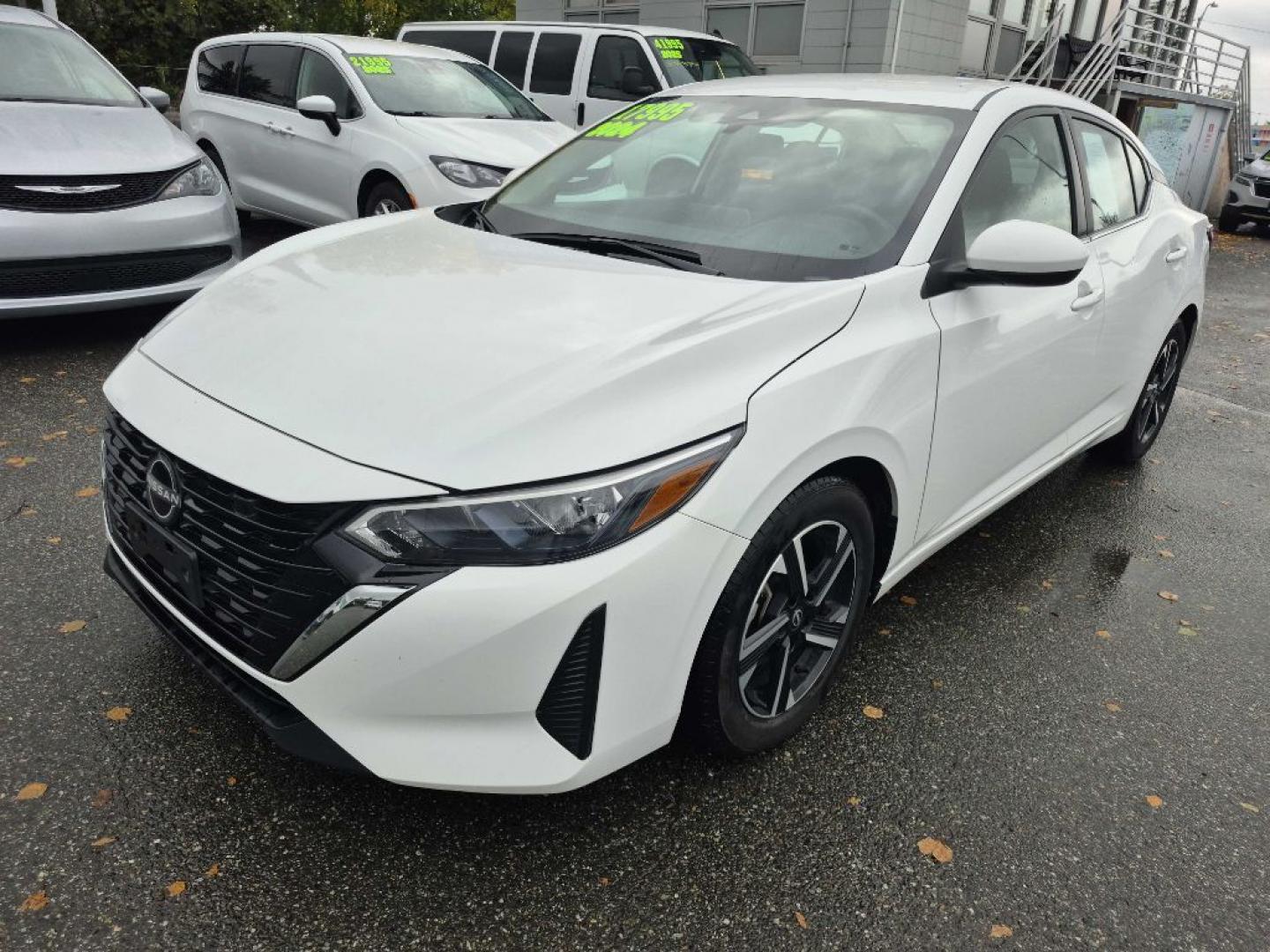 2024 WHITE NISSAN SENTRA SV SV (3N1AB8CVXRY) with an 2.0L engine, Continuously Variable transmission, located at 929 East 8th Ave, Anchorage, AK, 99501, (907) 274-2277, 61.214783, -149.866074- Photo#0