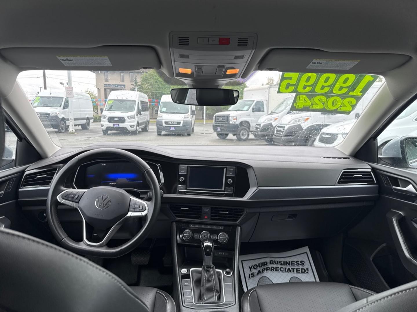 2024 SILVER VOLKSWAGEN JETTA SE SE (3VWEM7BU1RM) with an 1.5L engine, Automatic transmission, located at 929 East 8th Ave, Anchorage, AK, 99501, (907) 274-2277, 61.214783, -149.866074- Photo#3