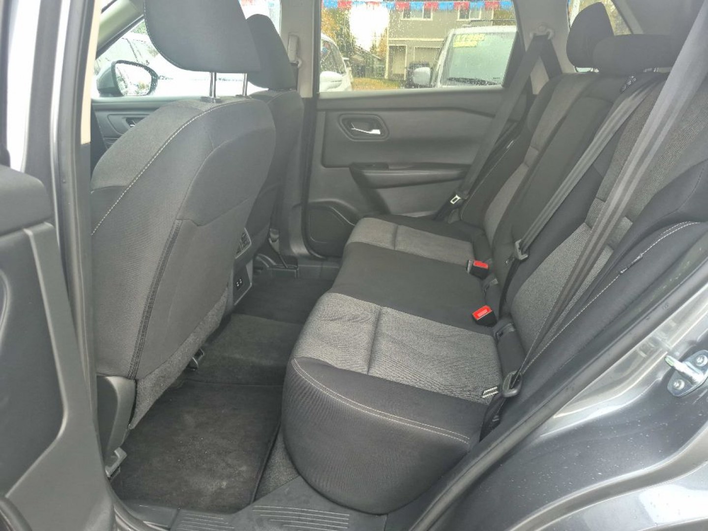 2024 GRAY NISSAN ROGUE SV SV (5N1BT3BB2RC) with an 1.5L engine, Continuously Variable transmission, located at 929 East 8th Ave, Anchorage, AK, 99501, (907) 274-2277, 61.214783, -149.866074- Photo#3