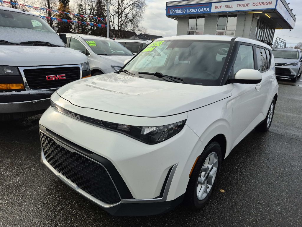 photo of 2024 KIA SOUL LX LX