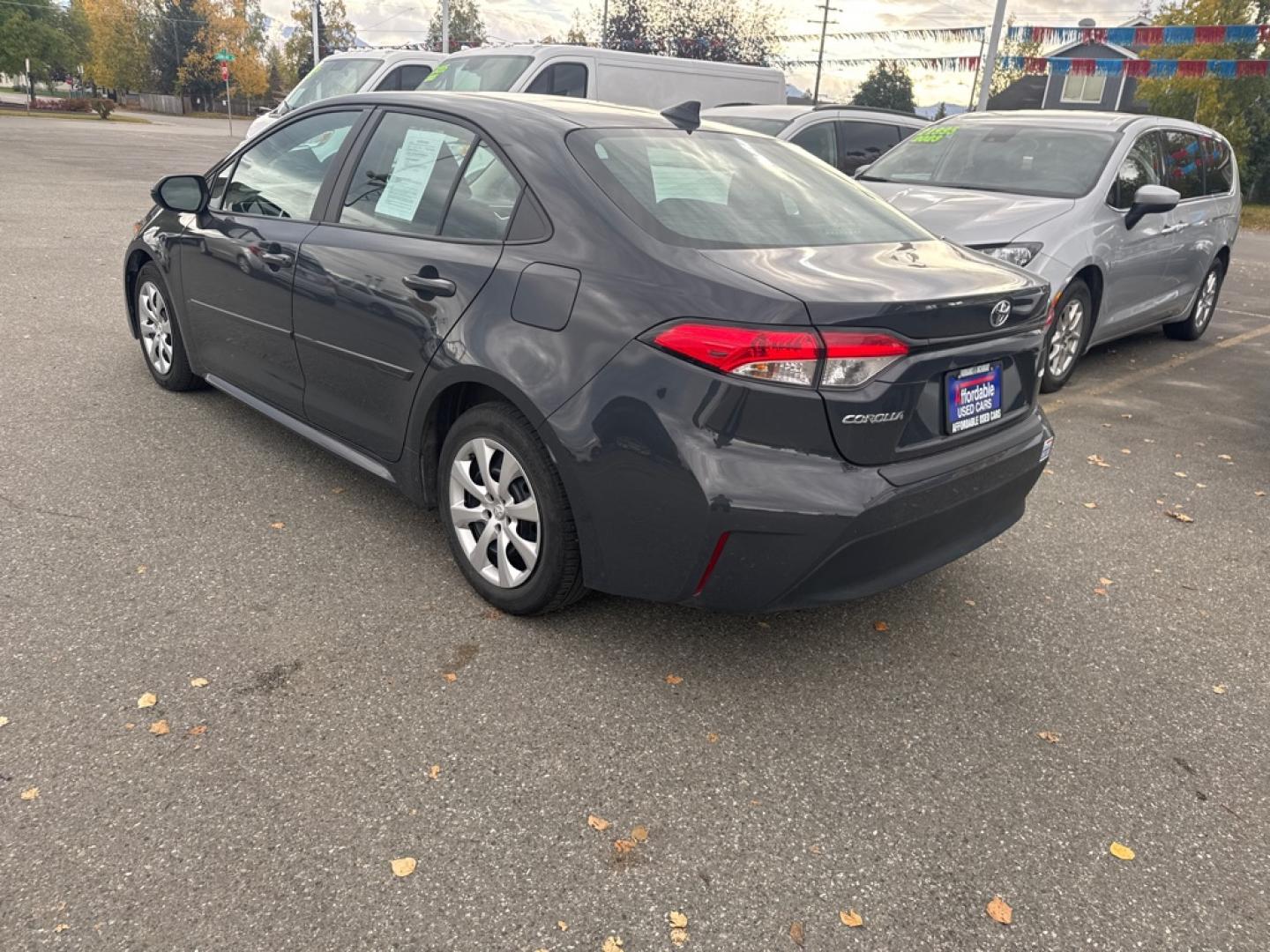 2024 GRAY TOYOTA COROLLA LE LE (5YFB4MDE2RP) with an 2.0L engine, Continuously Variable transmission, located at 929 East 8th Ave, Anchorage, AK, 99501, (907) 274-2277, 61.214783, -149.866074- Photo#4