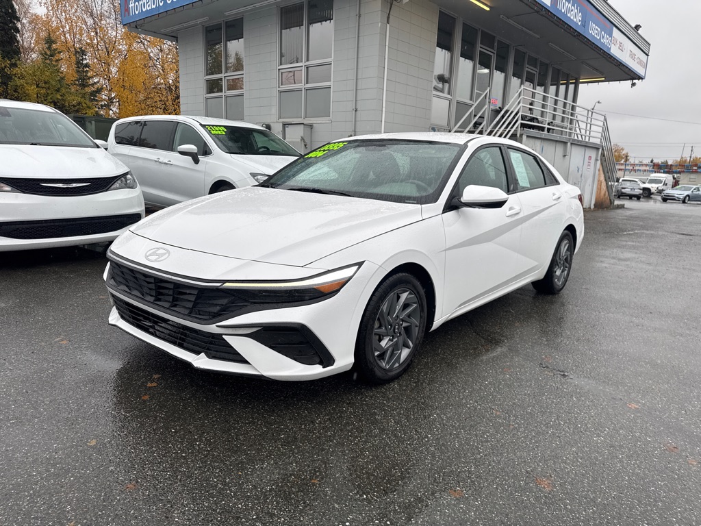 photo of 2024 HYUNDAI ELANTRA SEL SEL