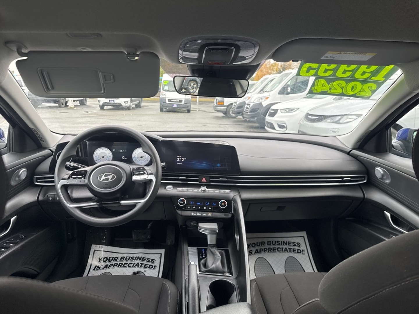 2024 BLUE HYUNDAI ELANTRA SEL SEL (KMHLM4DG4RU) with an 2.0L engine, Continuously Variable transmission, located at 929 East 8th Ave, Anchorage, AK, 99501, (907) 274-2277, 61.214783, -149.866074- Photo#3