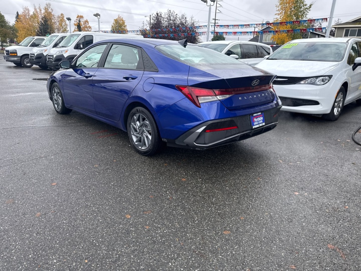 2024 BLUE HYUNDAI ELANTRA SEL SEL (KMHLM4DG4RU) with an 2.0L engine, Continuously Variable transmission, located at 929 East 8th Ave, Anchorage, AK, 99501, (907) 274-2277, 61.214783, -149.866074- Photo#4