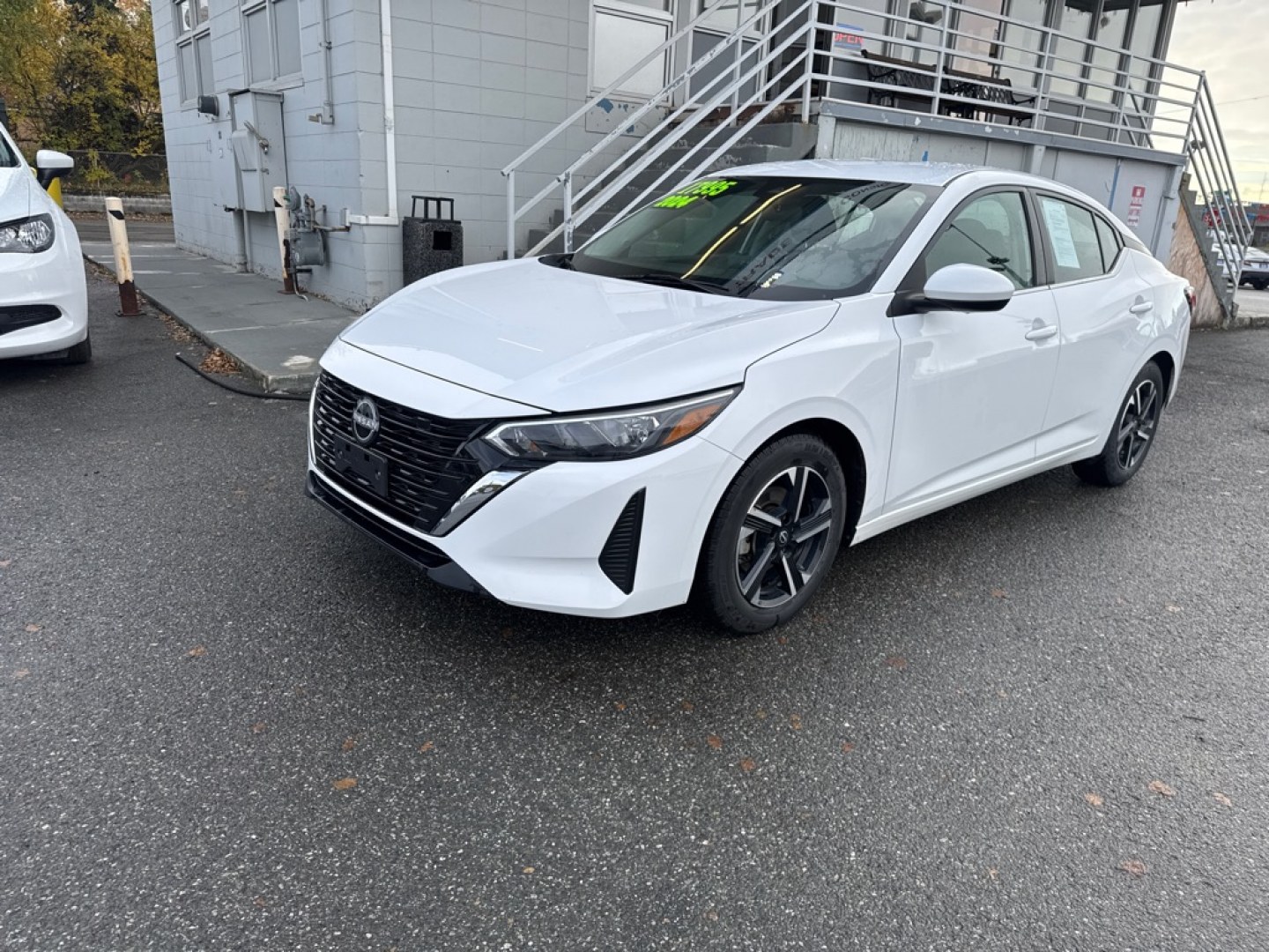 2024 WHITE NISSAN SENTRA SV SV (3N1AB8CV5RY) with an 2.0L engine, Continuously Variable transmission, located at 929 East 8th Ave, Anchorage, AK, 99501, (907) 274-2277, 61.214783, -149.866074- Photo#0