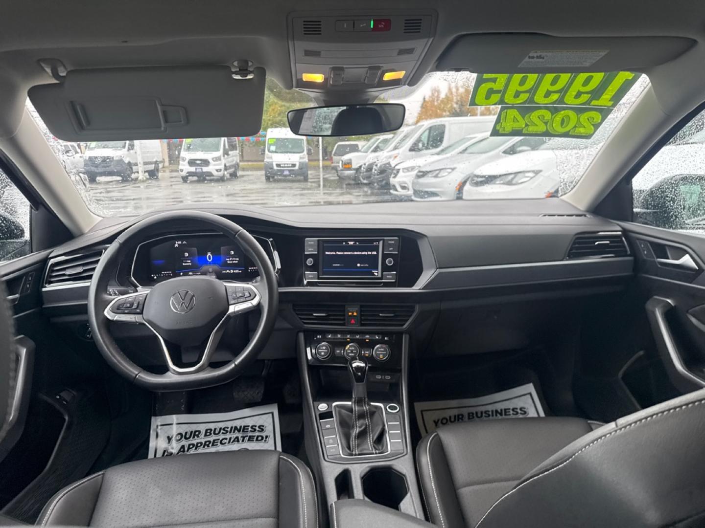 2024 BLACK VOLKSWAGEN JETTA SE SE (3VWEM7BUXRM) with an 1.5L engine, Automatic transmission, located at 929 East 8th Ave, Anchorage, AK, 99501, (907) 274-2277, 61.214783, -149.866074- Photo#3