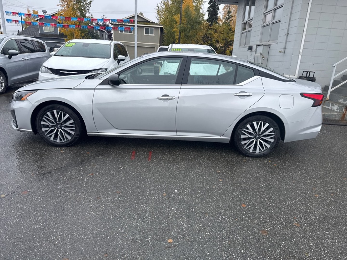 2024 SILVER NISSAN ALTIMA SV SV (1N4BL4DV1RN) with an 2.5L engine, Continuously Variable transmission, located at 929 East 8th Ave, Anchorage, AK, 99501, (907) 274-2277, 61.214783, -149.866074- Photo#1