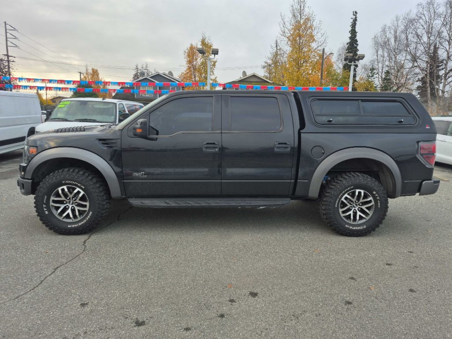 2013 BLACK FORD F150 SVT RAPTOR (1FTFW1R61DF) with an 6.2L engine, Automatic transmission, located at 929 East 8th Ave, Anchorage, AK, 99501, (907) 274-2277, 61.214783, -149.866074- Photo#1