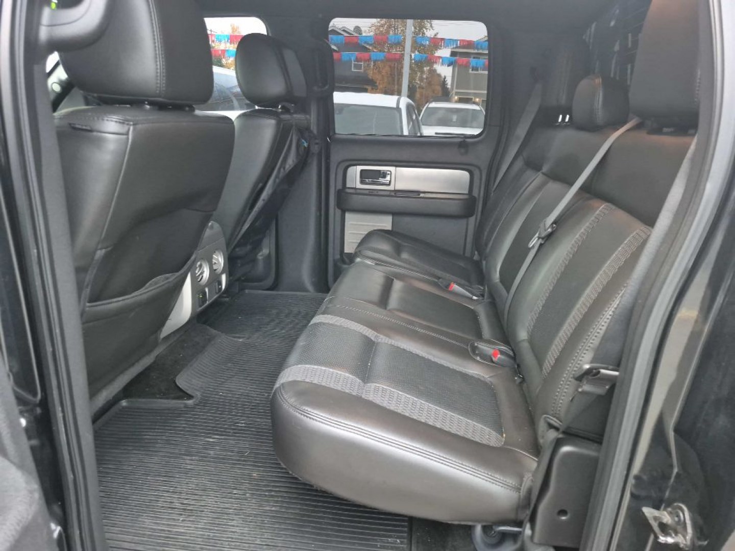 2013 BLACK FORD F150 SVT RAPTOR (1FTFW1R61DF) with an 6.2L engine, Automatic transmission, located at 929 East 8th Ave, Anchorage, AK, 99501, (907) 274-2277, 61.214783, -149.866074- Photo#3