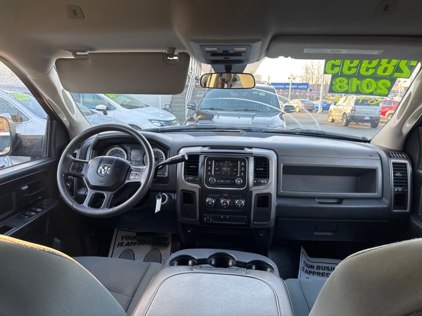 2018 BLUE RAM 3500 ST (3C63R3GT0JG) with an 5.7L engine, Automatic transmission, located at 929 East 8th Ave, Anchorage, AK, 99501, (907) 274-2277, 61.214783, -149.866074- Photo#4