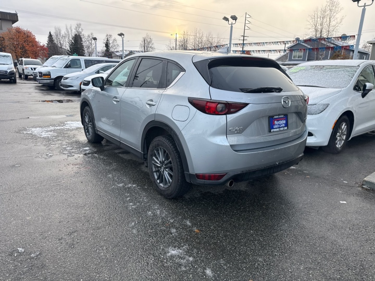 2020 SILVER MAZDA CX-5 TOURING (JM3KFBCM7L0) with an 2.5L engine, Automatic transmission, located at 929 East 8th Ave, Anchorage, AK, 99501, (907) 274-2277, 61.214783, -149.866074- Photo#2