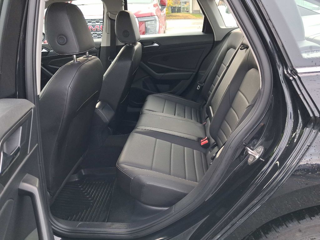 photo of 2024 VOLKSWAGEN JETTA SE SE