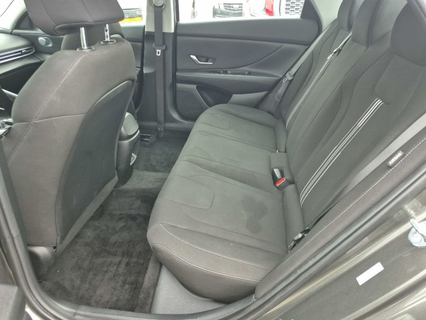 2024 GRAY HYUNDAI ELANTRA SEL SEL (KMHLM4DG0RU) with an 2.0L engine, Continuously Variable transmission, located at 929 East 8th Ave, Anchorage, AK, 99501, (907) 274-2277, 61.214783, -149.866074- Photo#3