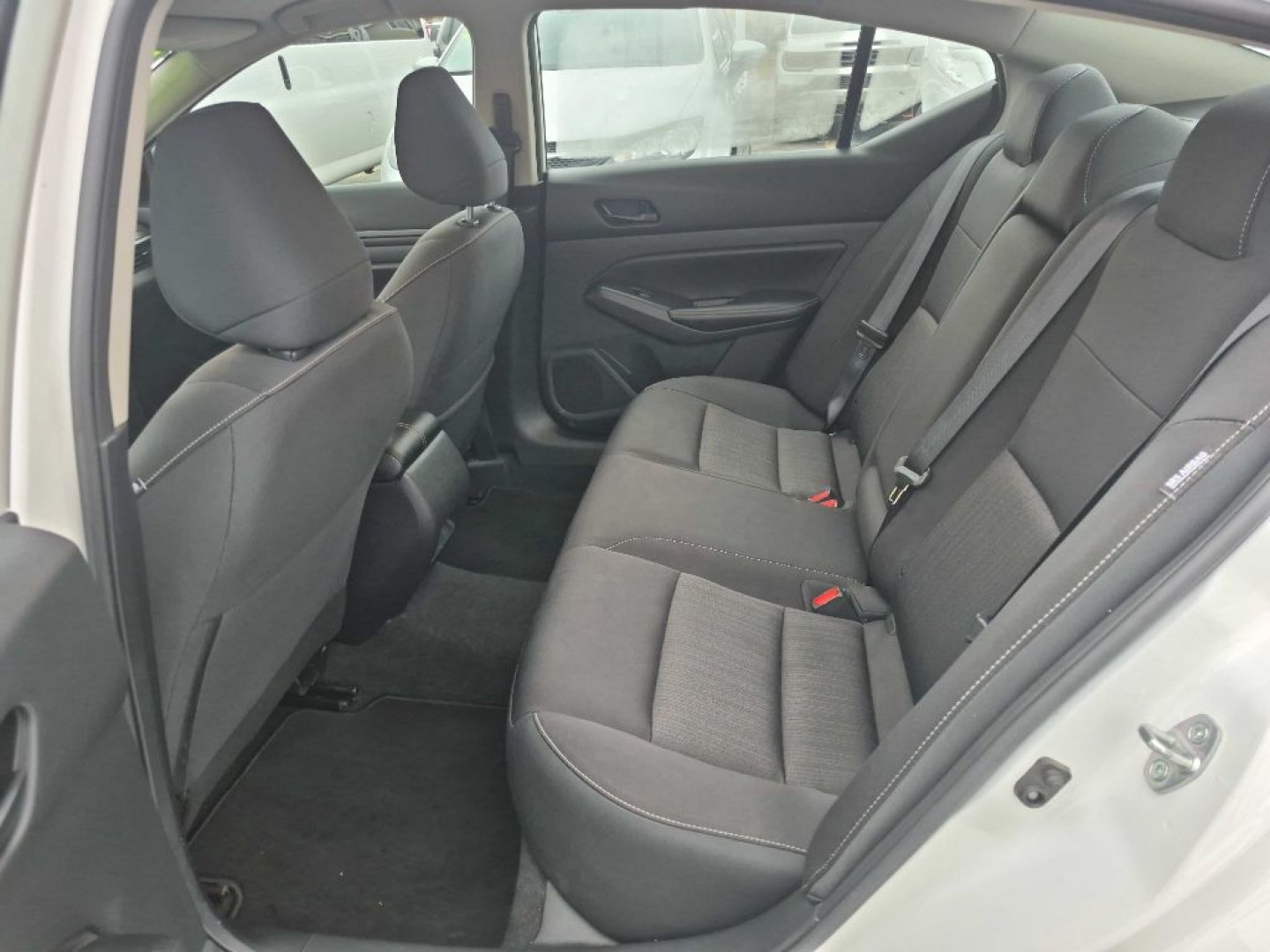 2024 WHITE NISSAN ALTIMA SV SV (1N4BL4DV5RN) with an 2.5L engine, Continuously Variable transmission, located at 929 East 8th Ave, Anchorage, AK, 99501, (907) 274-2277, 61.214783, -149.866074- Photo#2