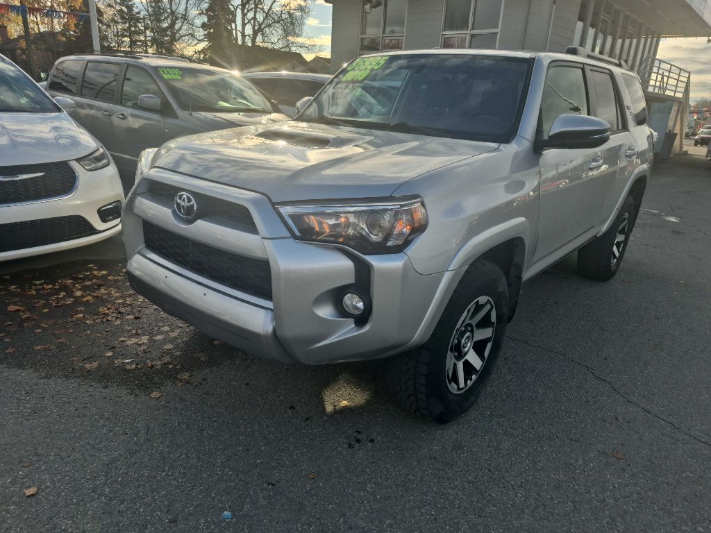 photo of 2019 TOYOTA 4RUNNER SR5/SR5 PREMIUM