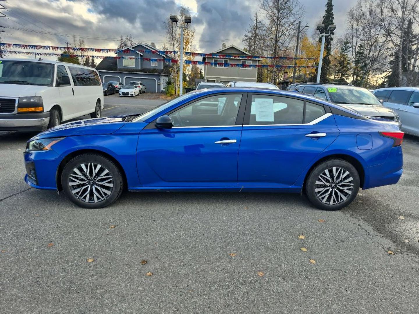 2025 BLUE NISSAN ALTIMA SV SV (1N4BL4DW4SN) with an 2.5L engine, Continuously Variable transmission, located at 929 East 8th Ave, Anchorage, AK, 99501, (907) 274-2277, 61.214783, -149.866074- Photo#1