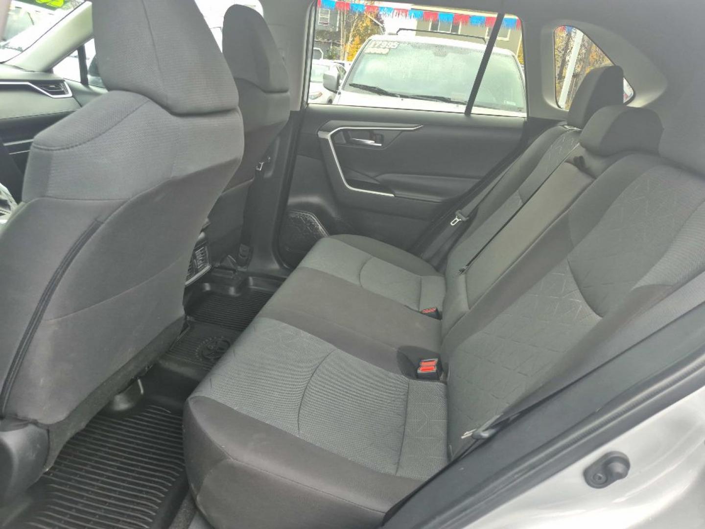 2024 SILVER TOYOTA RAV4 XLE XLE (2T3P1RFV1RW) with an 2.5L engine, Automatic transmission, located at 929 East 8th Ave, Anchorage, AK, 99501, (907) 274-2277, 61.214783, -149.866074- Photo#2