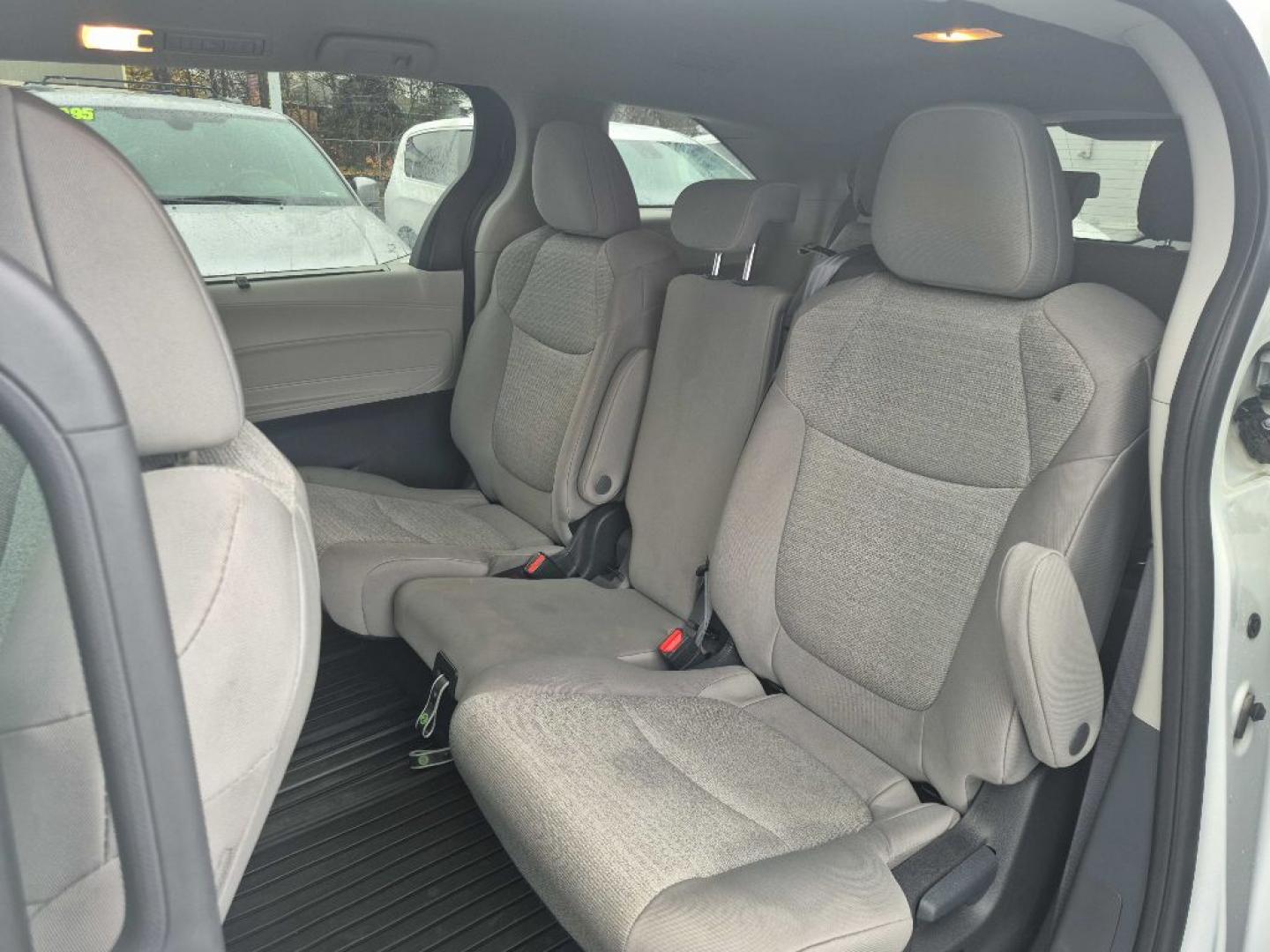 2024 WHITE TOYOTA SIENNA LE LE (5TDKRKEC6RS) with an 2.5L engine, Continuously Variable transmission, located at 929 East 8th Ave, Anchorage, AK, 99501, (907) 274-2277, 61.214783, -149.866074- Photo#3
