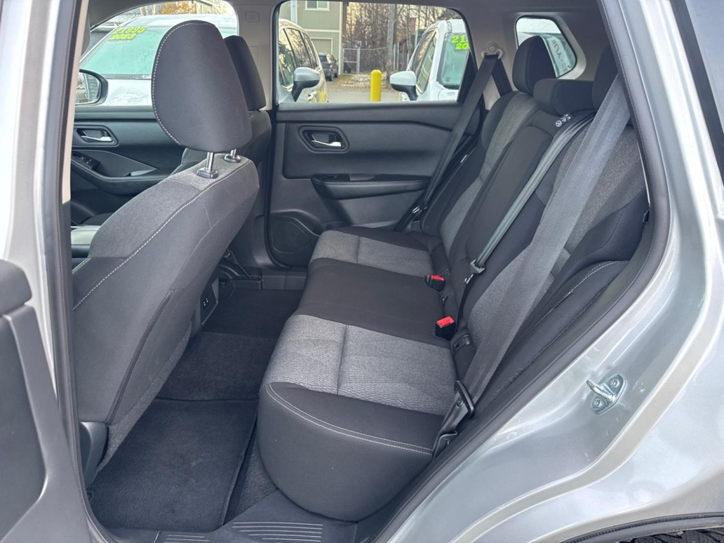 2025 SILVER NISSAN ROGUE SV SV (5N1BT3BB1SC) with an 1.5L engine, Continuously Variable transmission, located at 929 East 8th Ave, Anchorage, AK, 99501, (907) 274-2277, 61.214783, -149.866074- Photo#3