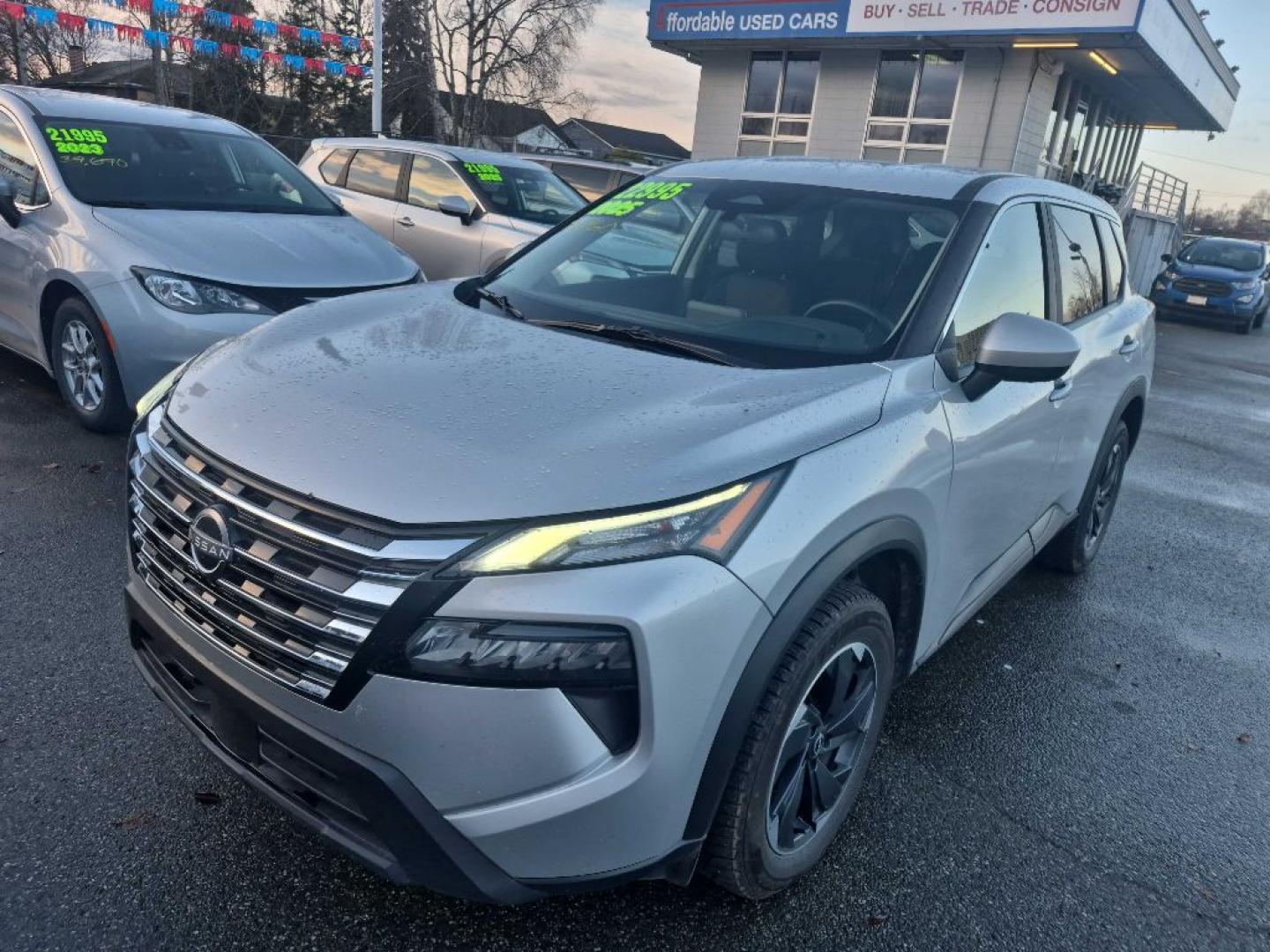 2025 SILVER NISSAN ROGUE SV (5N1BT3BB8SC) with an 1.5L engine, Continuously Variable transmission, located at 929 East 8th Ave, Anchorage, AK, 99501, (907) 274-2277, 61.214783, -149.866074- Photo#0